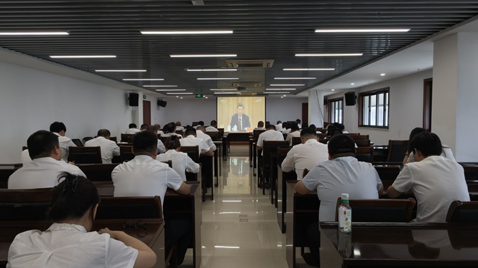 郑州交通建设投资有限公司组织集中收看庆祝中国共产党成立105周年大会（照片）修改.jpg